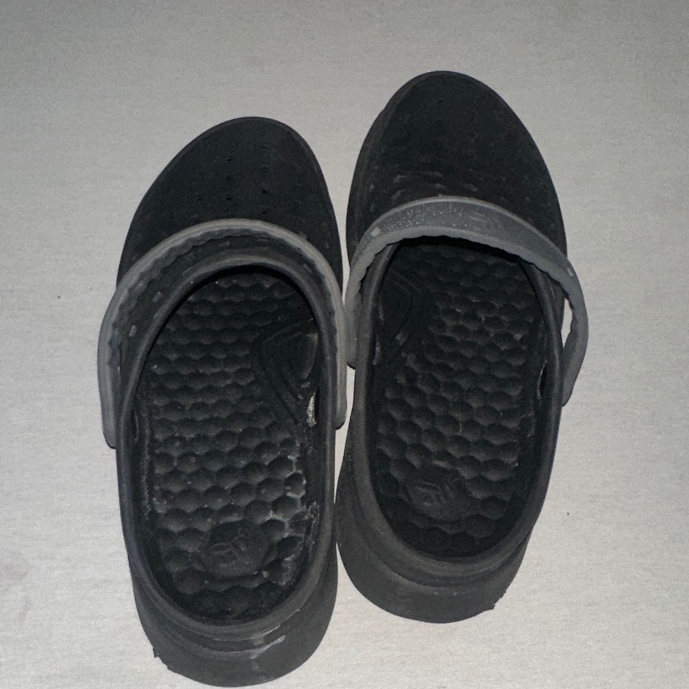 Kids Black Slip-On Croc OS Shoes.